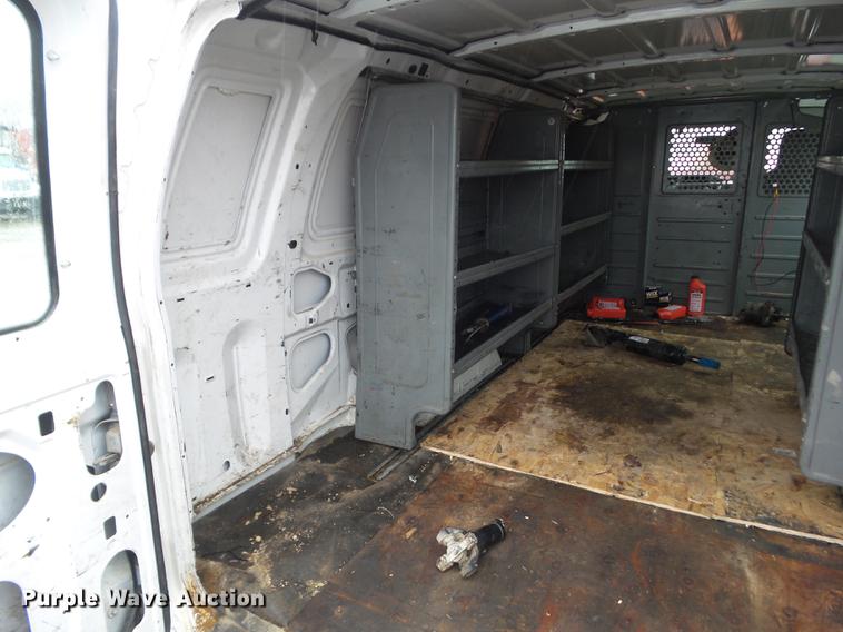 image for item EM9140 2011 Ford E350 Super Duty van