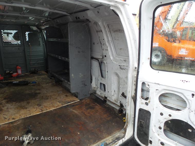 image for item EM9140 2011 Ford E350 Super Duty van