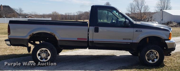image for item EN9816 1999 Ford F250 Super Duty pickup truck
