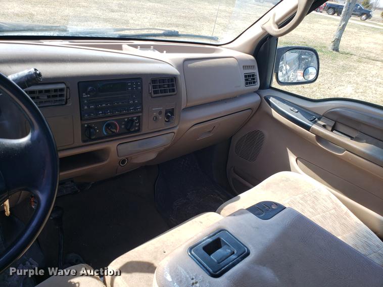 image for item EN9816 1999 Ford F250 Super Duty pickup truck