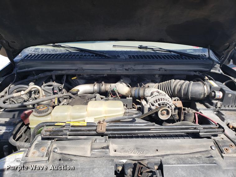 image for item EN9816 1999 Ford F250 Super Duty pickup truck