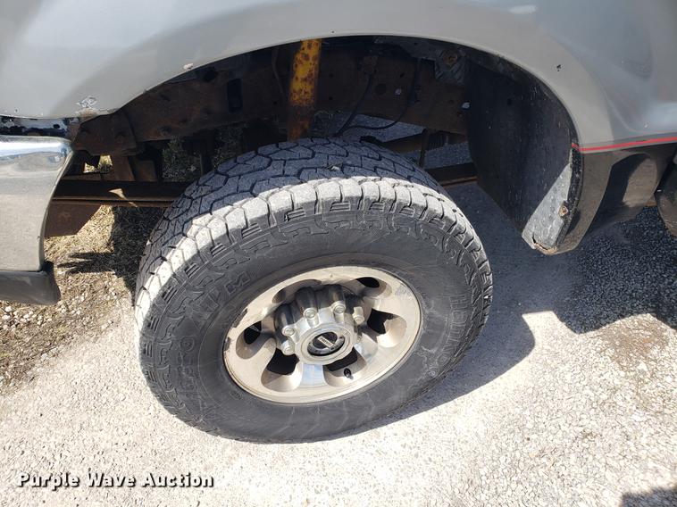 image for item EN9816 1999 Ford F250 Super Duty pickup truck