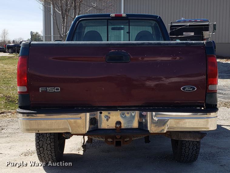 image for item EN9817 1999 Ford F250 Super Duty pickup truck