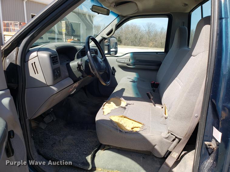 image for item EN9817 1999 Ford F250 Super Duty pickup truck