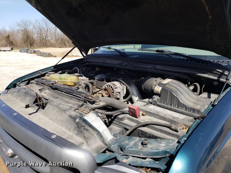 image for item EN9817 1999 Ford F250 Super Duty pickup truck