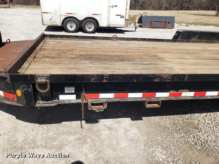 image for item EN9819 2008 Towmaster utility trailer
