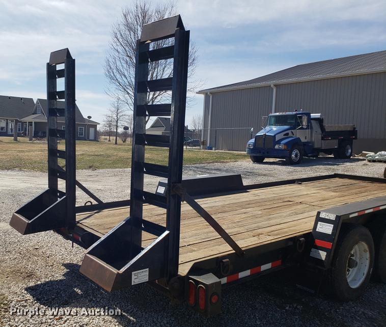 image for item EN9819 2008 Towmaster utility trailer