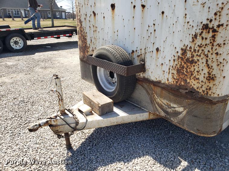 image for item EN9825 2001 W-W enclosed cargo trailer