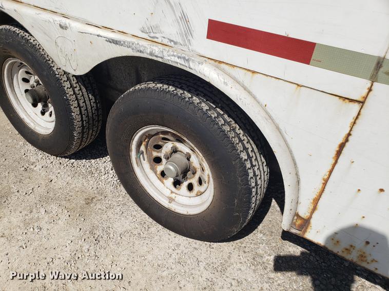 image for item EN9825 2001 W-W enclosed cargo trailer