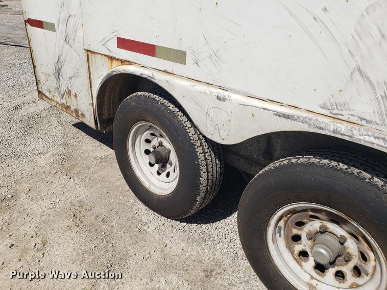 image for item EN9825 2001 W-W enclosed cargo trailer