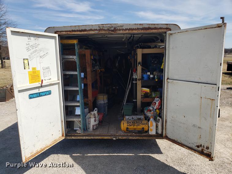 image for item EN9825 2001 W-W enclosed cargo trailer