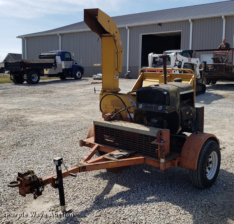 image for item EN9829 Vermeer 606 wood chipper