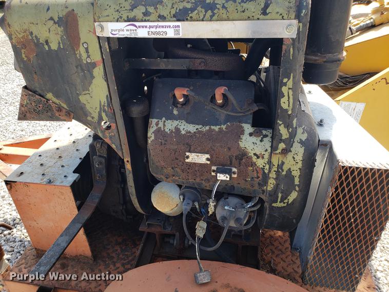 image for item EN9829 Vermeer 606 wood chipper