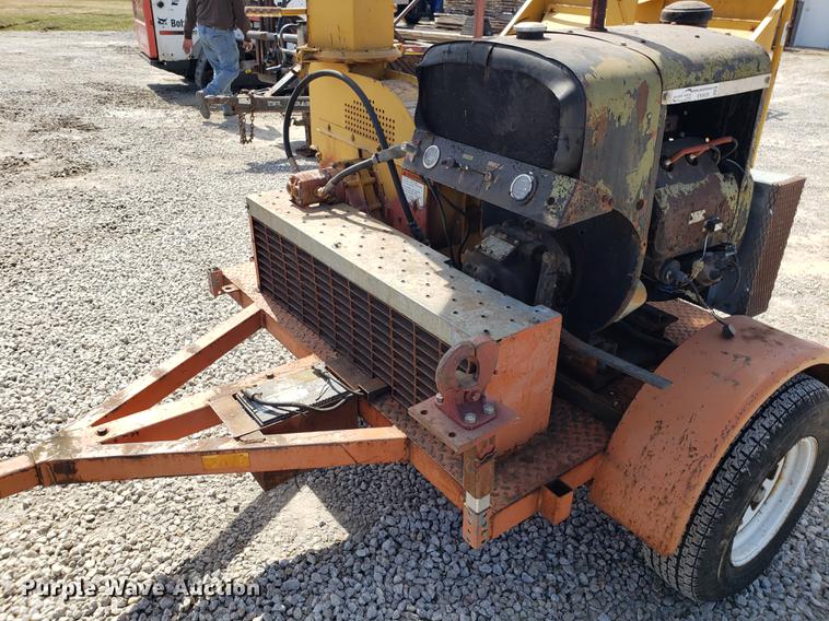 image for item EN9829 Vermeer 606 wood chipper