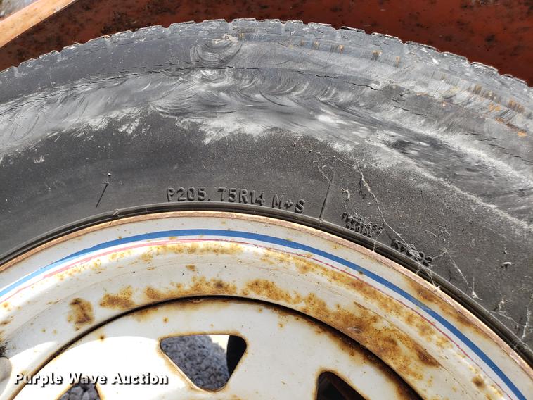 image for item EN9829 Vermeer 606 wood chipper