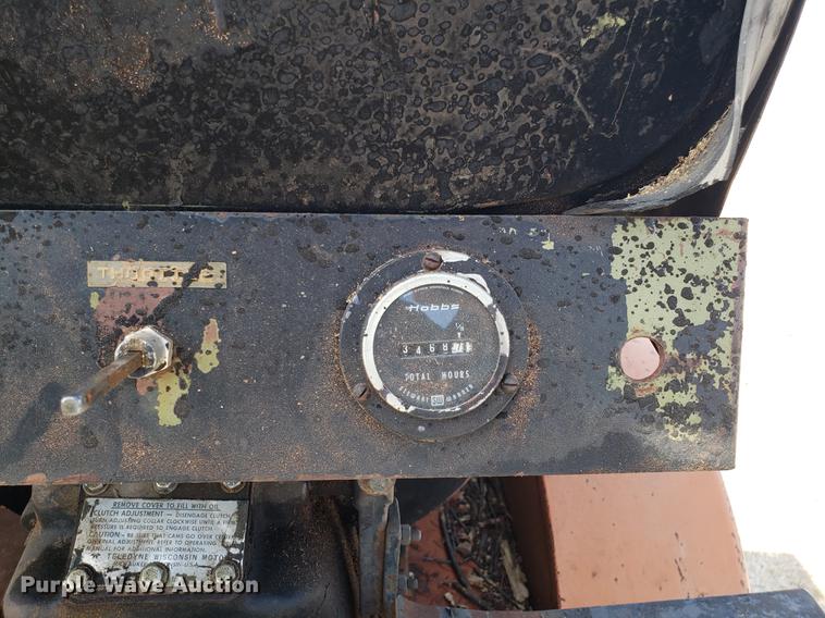 image for item EN9829 Vermeer 606 wood chipper