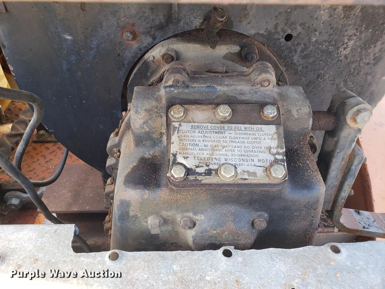 image for item EN9829 Vermeer 606 wood chipper