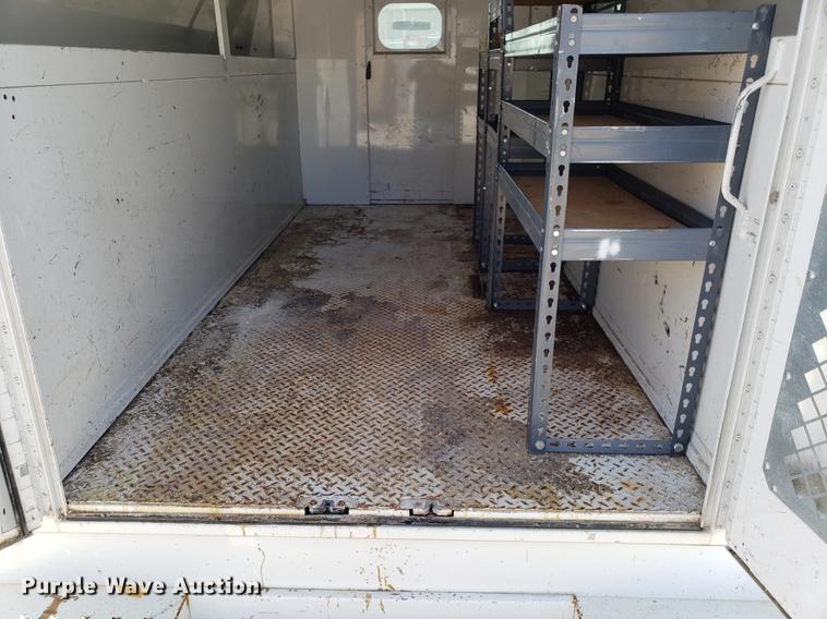 image for item EN9834 2007 Ford E350 Super Duty van