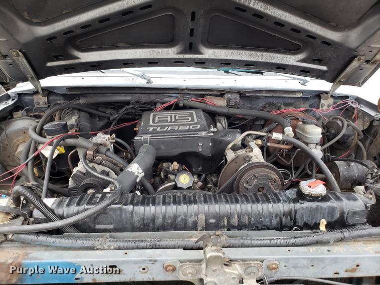 image for item EN9837 1988 Ford F250 flatbed pickup truck