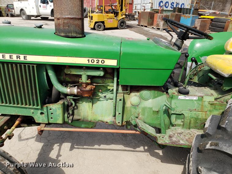 image for item EN9844 John Deere 1020 tractor
