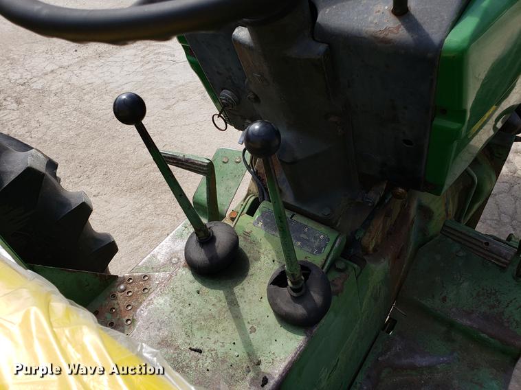 image for item EN9844 John Deere 1020 tractor