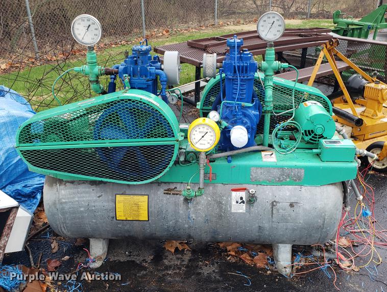 image for item EN9857 Quincy MOR310D1.5HP air compressor