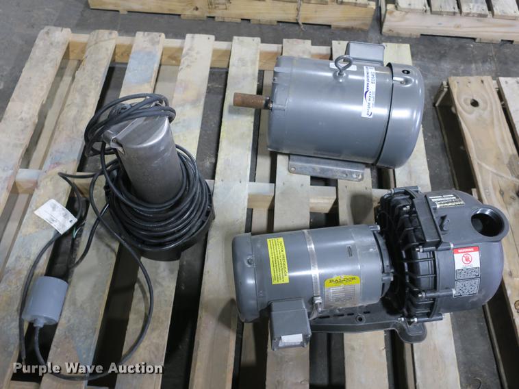 image for item EO9462 Pacer SE2HLD3.OC effluent lift pump