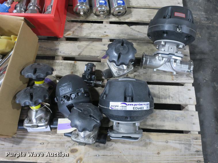 image for item EO9463 Tools