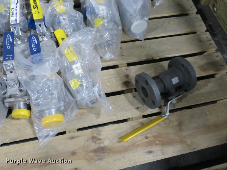 image for item EO9466 (26) ball valves