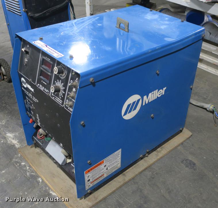image for item EO9469 Miller Maxtron 450 DC inverter arc welder