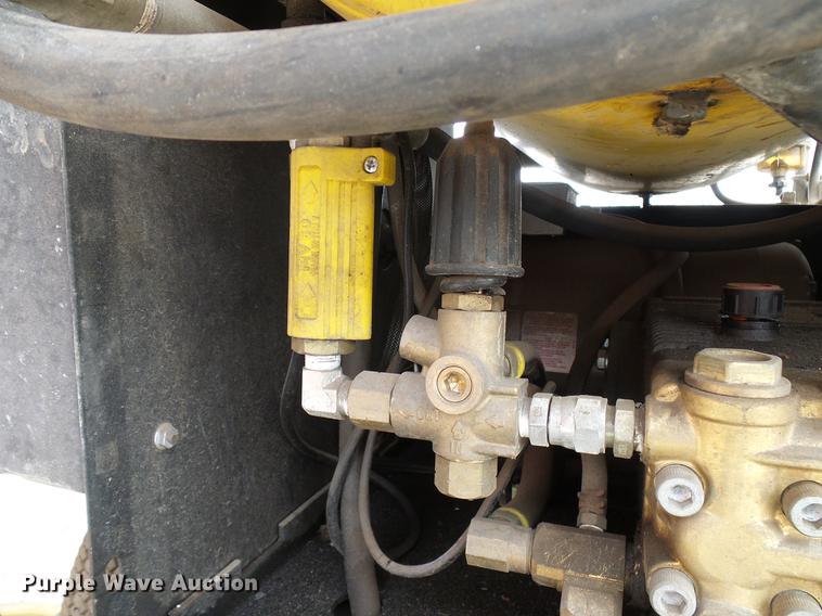 image for item EP9584 2007 Landa 4-3000 pressure washer