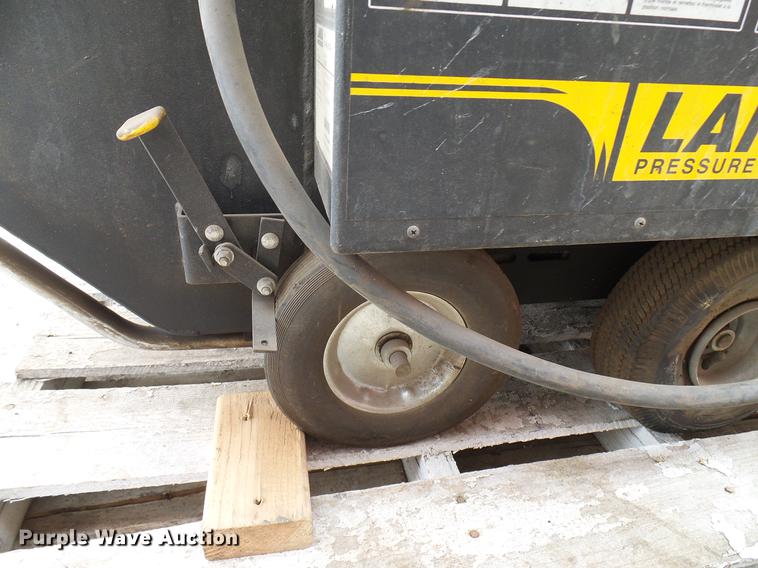 image for item EP9584 2007 Landa 4-3000 pressure washer