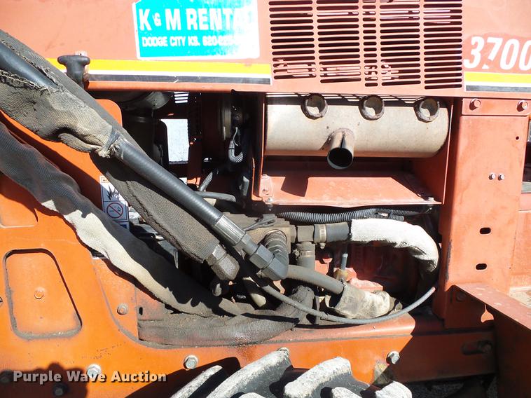 image for item EQ9061 2004 Ditch Witch 3700 trencher