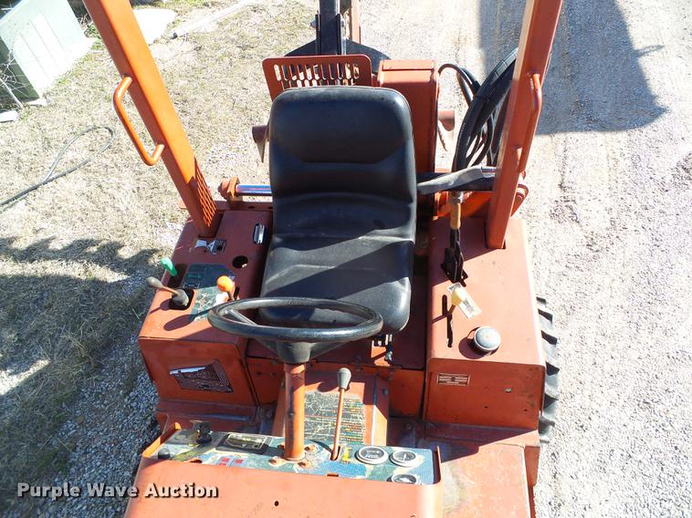 image for item EQ9061 2004 Ditch Witch 3700 trencher