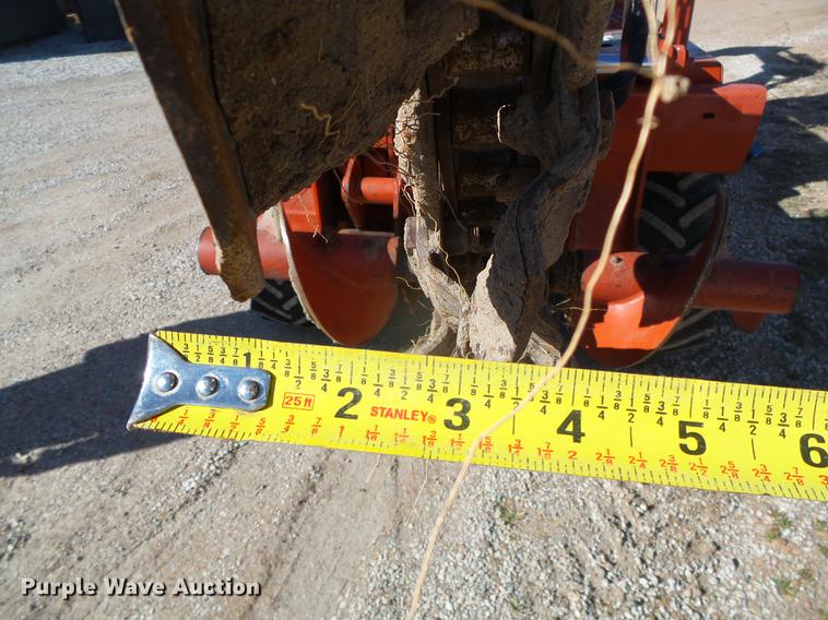 image for item EQ9061 2004 Ditch Witch 3700 trencher