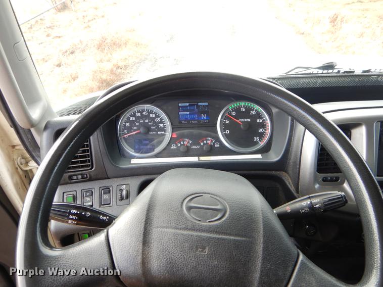image for item ER9382 2012 Hino 338 box truck