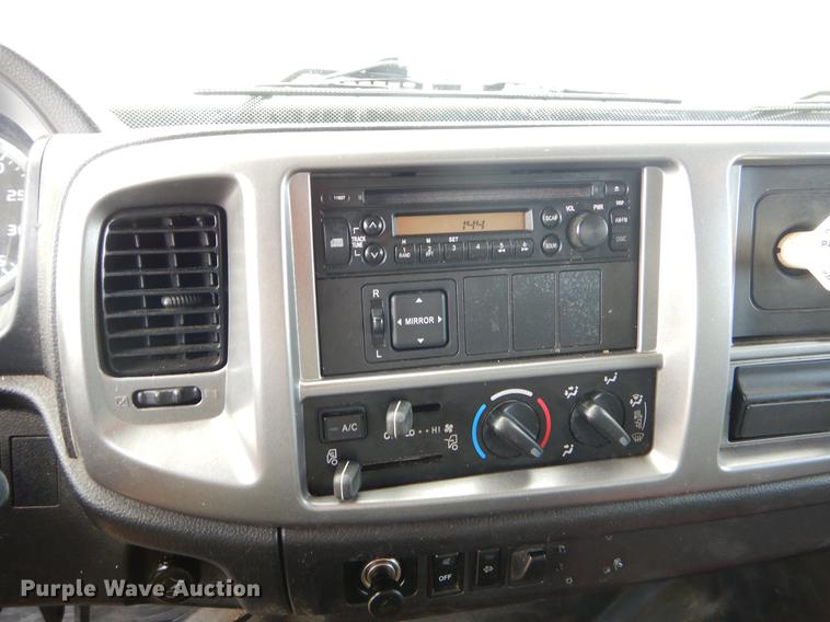 image for item ER9382 2012 Hino 338 box truck