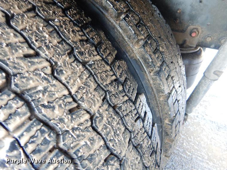 image for item ER9382 2012 Hino 338 box truck