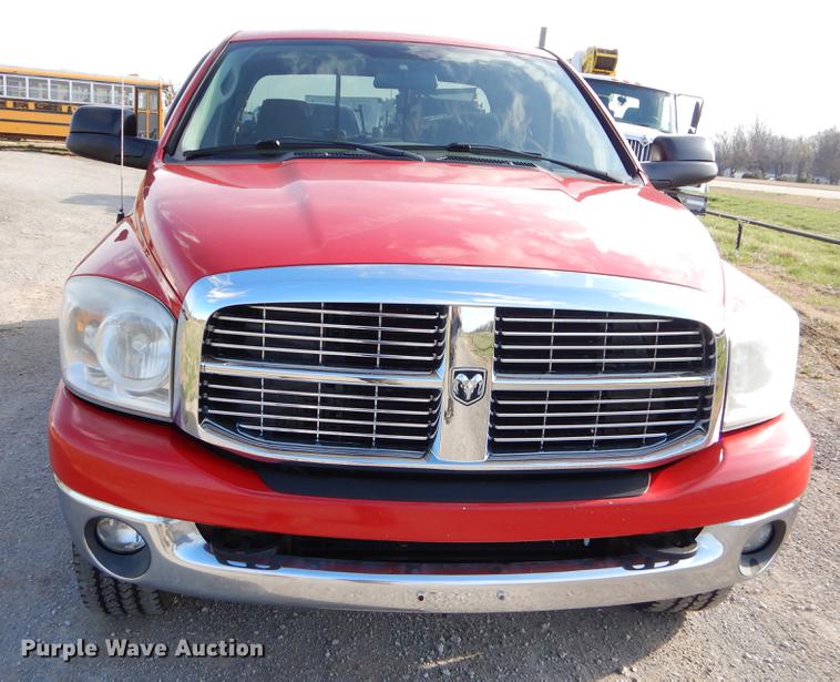 image for item EZ9862 2007 Dodge Ram 2500 Quad Cab pickup truck