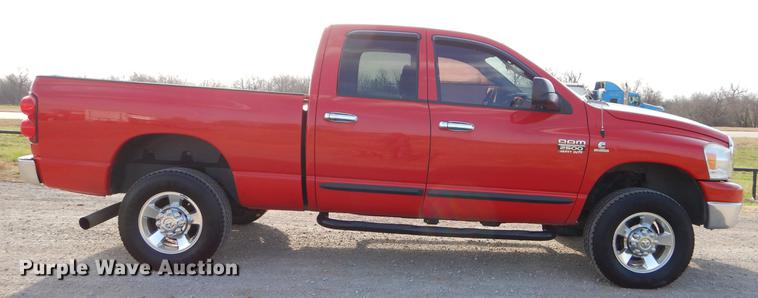 image for item EZ9862 2007 Dodge Ram 2500 Quad Cab pickup truck