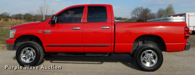 image for item EZ9862 2007 Dodge Ram 2500 Quad Cab pickup truck