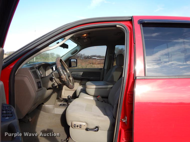 image for item EZ9862 2007 Dodge Ram 2500 Quad Cab pickup truck