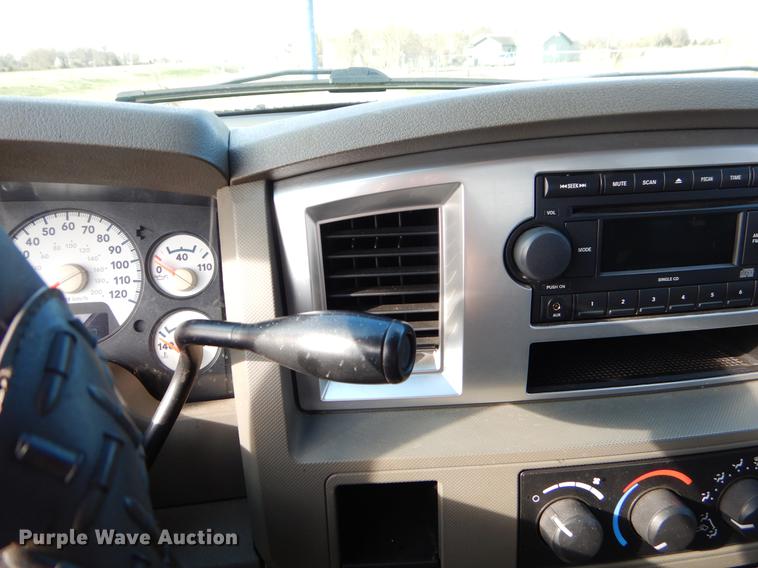 image for item EZ9862 2007 Dodge Ram 2500 Quad Cab pickup truck