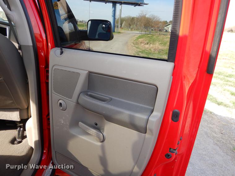 image for item EZ9862 2007 Dodge Ram 2500 Quad Cab pickup truck