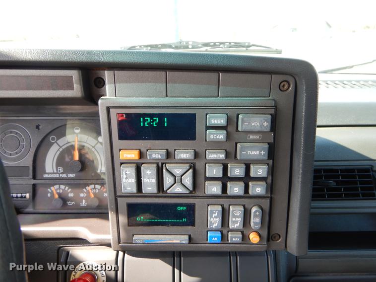 image for item EZ9866 1995 Chevrolet Kodiak refrigerated box truck