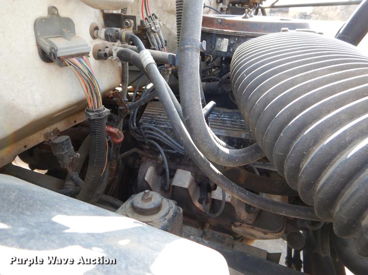 image for item EZ9866 1995 Chevrolet Kodiak refrigerated box truck