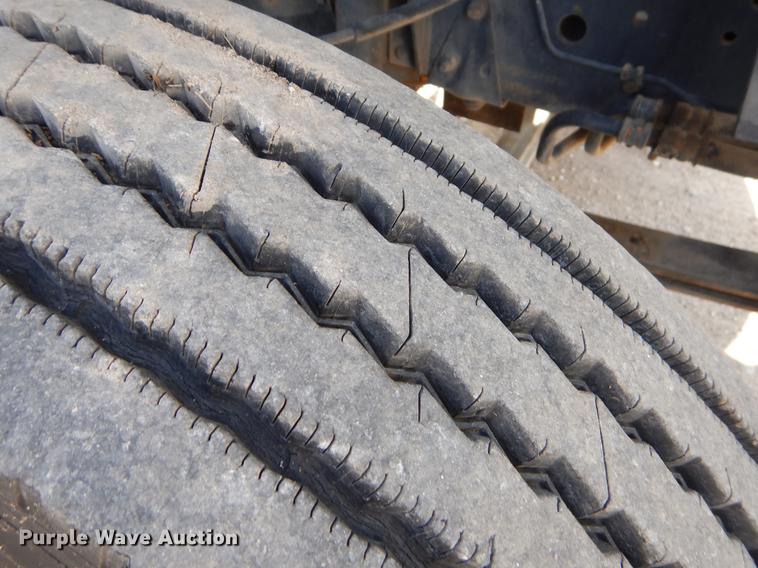 image for item EZ9866 1995 Chevrolet Kodiak refrigerated box truck