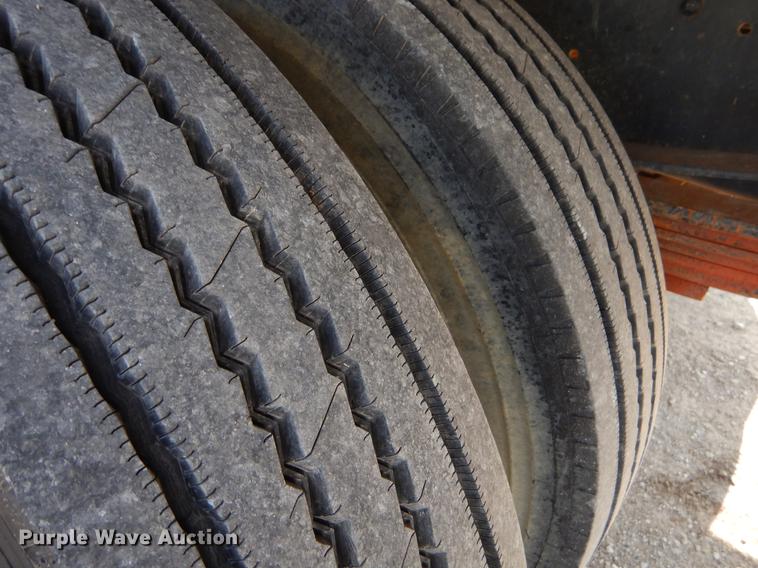 image for item EZ9866 1995 Chevrolet Kodiak refrigerated box truck