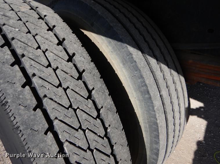 image for item EZ9866 1995 Chevrolet Kodiak refrigerated box truck