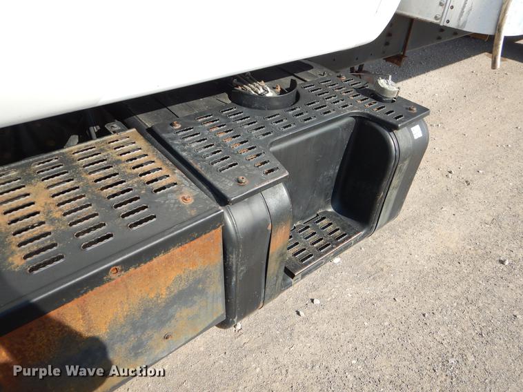 image for item EZ9866 1995 Chevrolet Kodiak refrigerated box truck